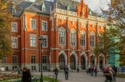 世界上第一所大学(世界上第一所大学是什么学校)