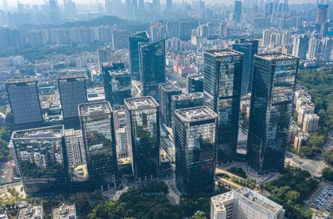 深圳特区(深圳特区精神的内容是)