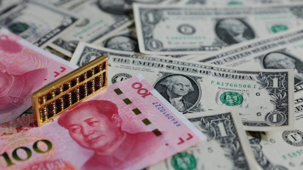 泰国汇率涨人民币贬值(人民币贬值是好事还是坏事)