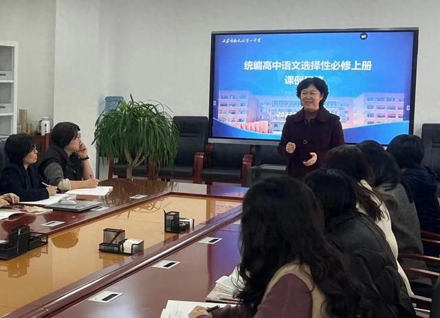 时政述评(时政述评应该怎么写)