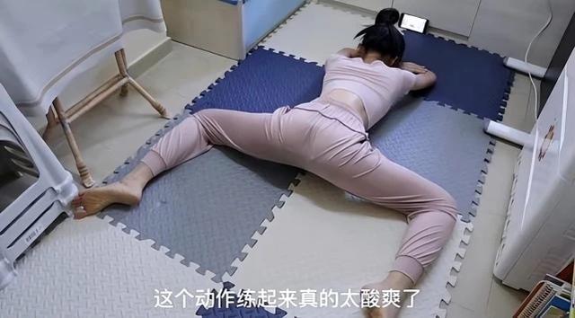 劏房(棺材房)